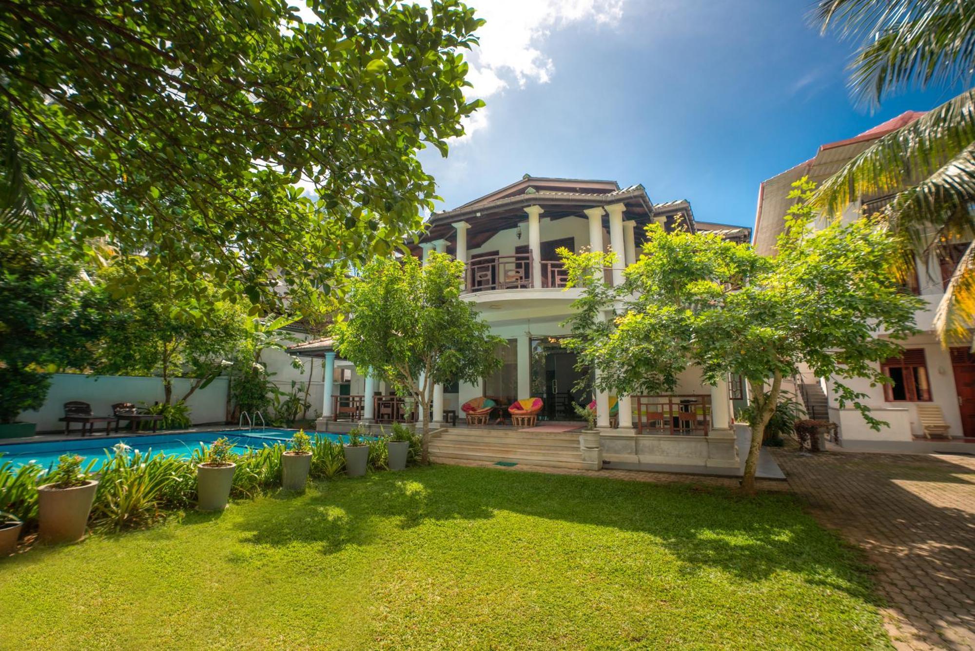 The Calm Of8 Hotell Unawatuna Eksteriør bilde
