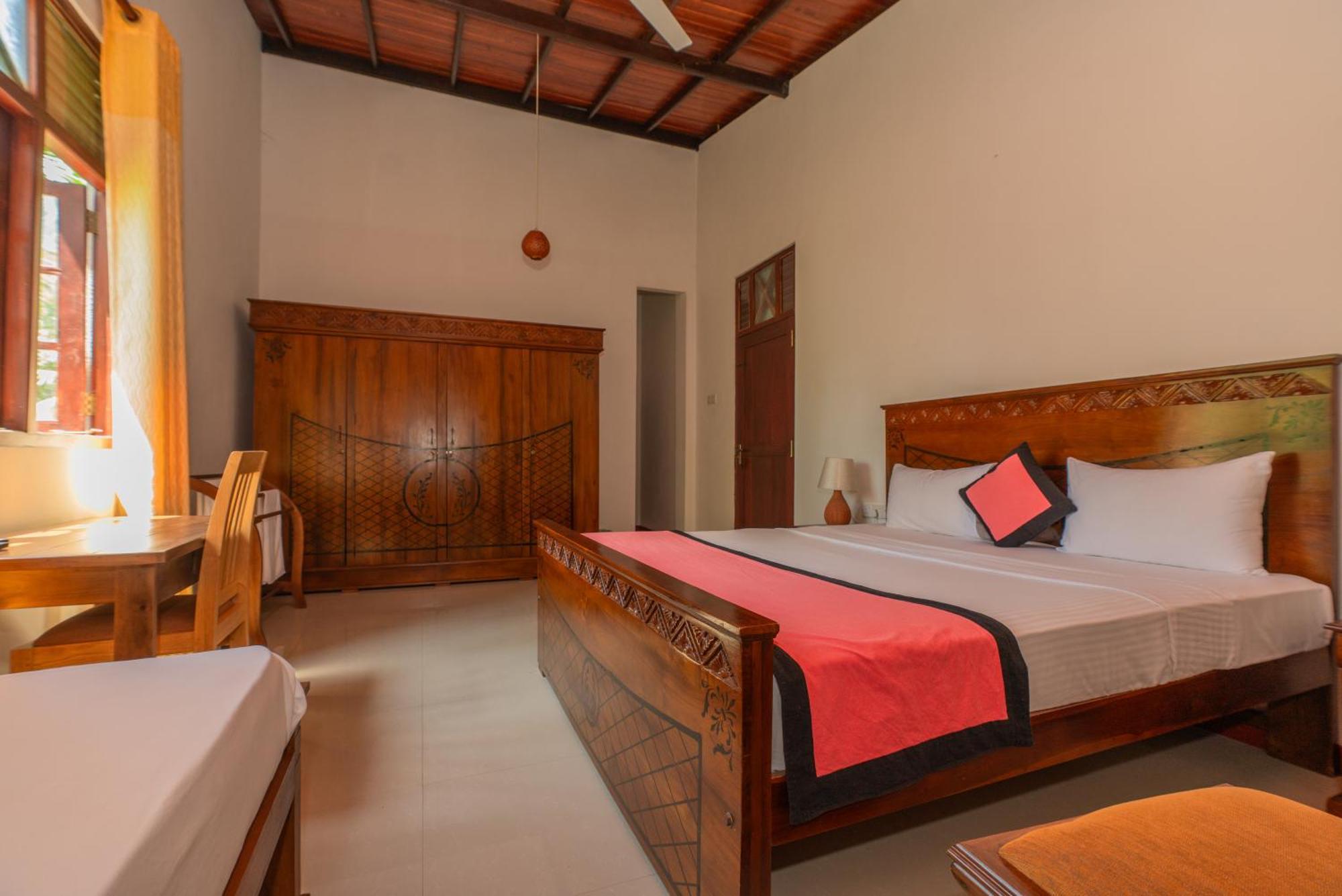 The Calm Of8 Hotell Unawatuna Eksteriør bilde