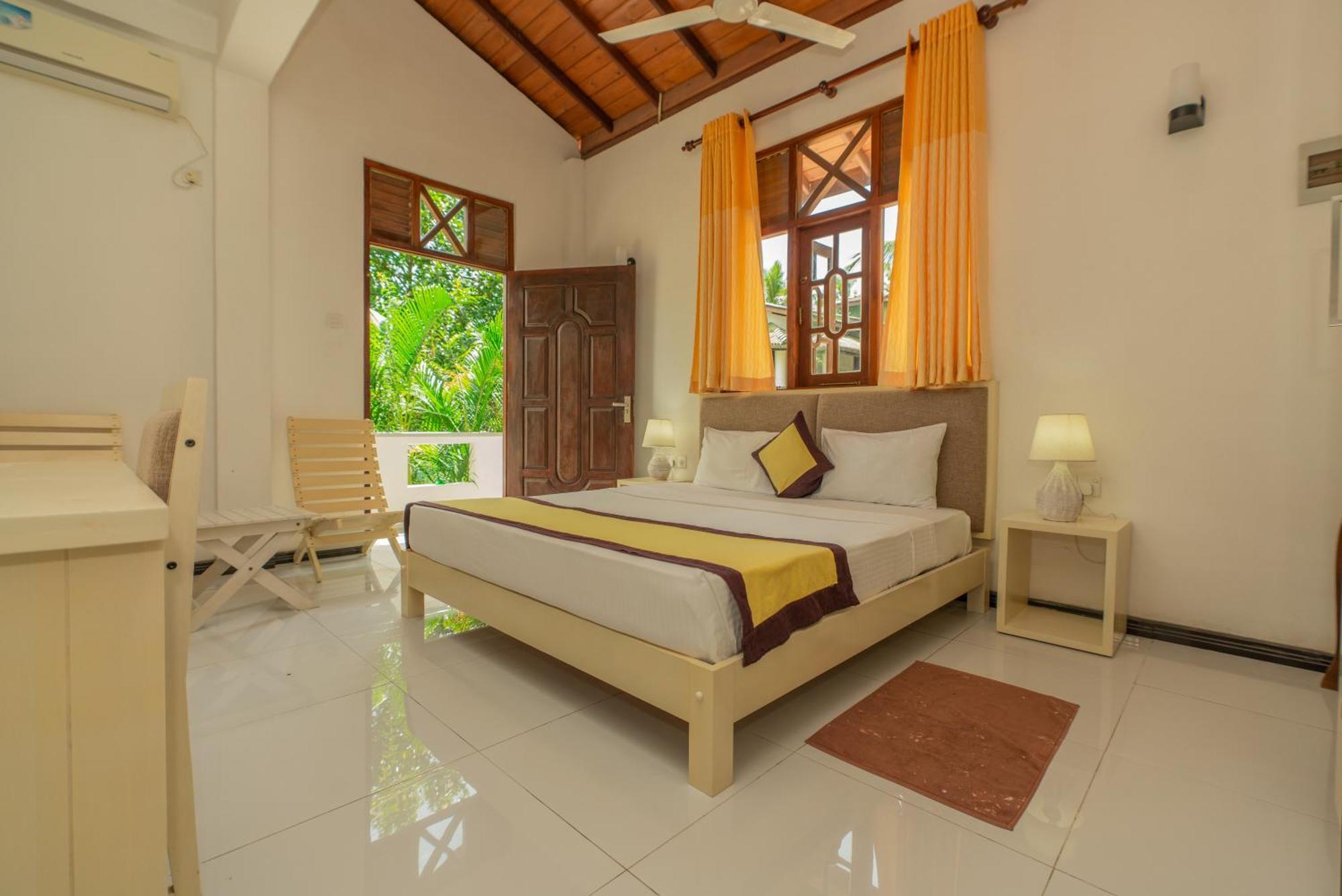 The Calm Of8 Hotell Unawatuna Eksteriør bilde